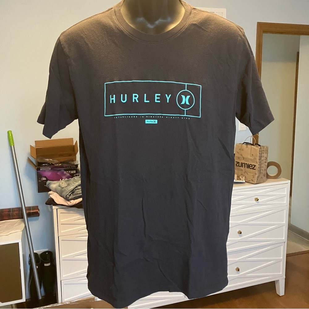 Men’s Hurley T-shirt